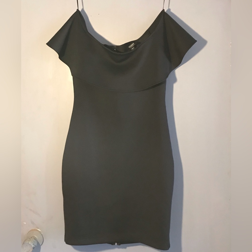 Guess sleek off shoulder dress